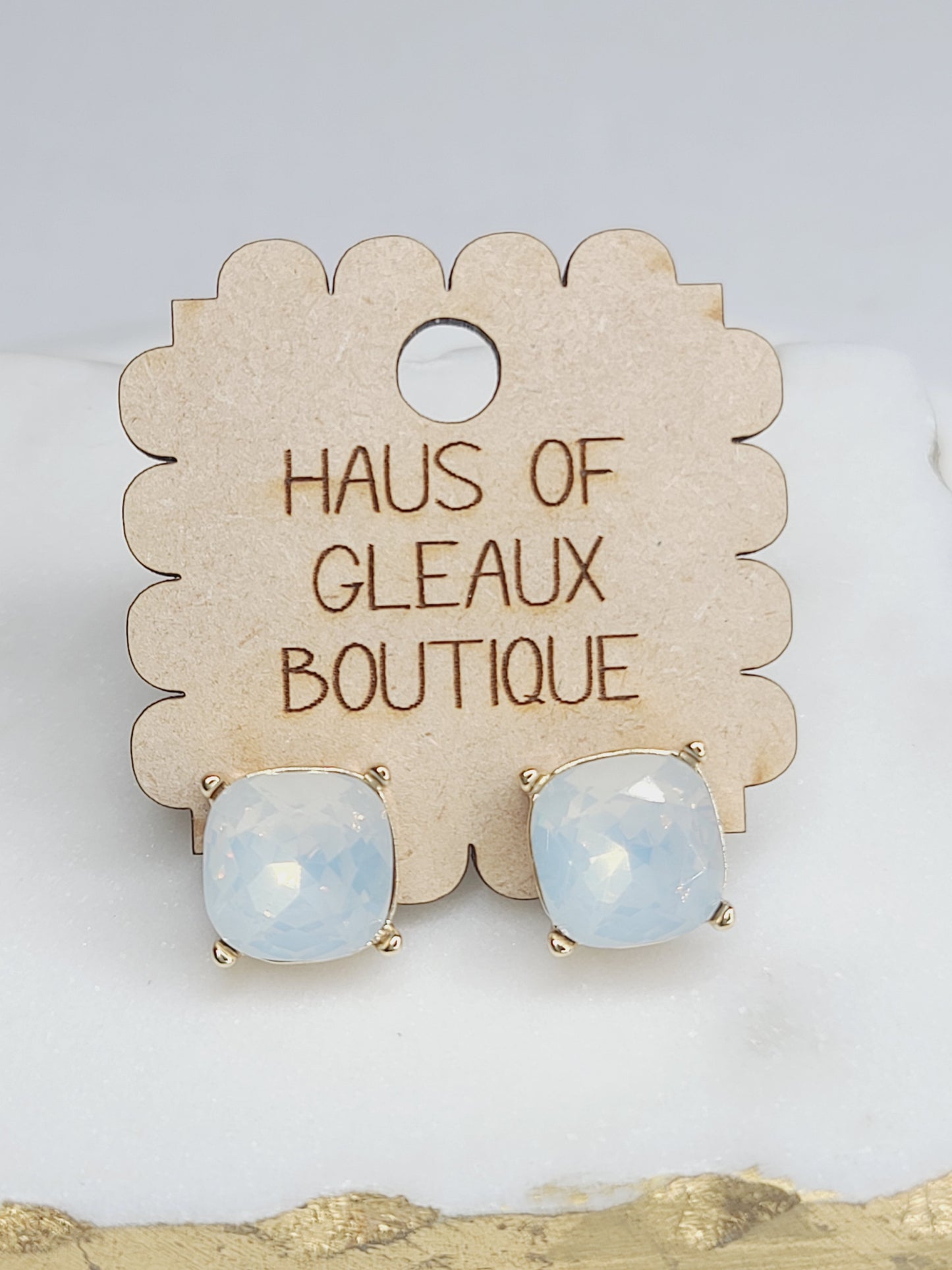 Gleaux Stud Earrings