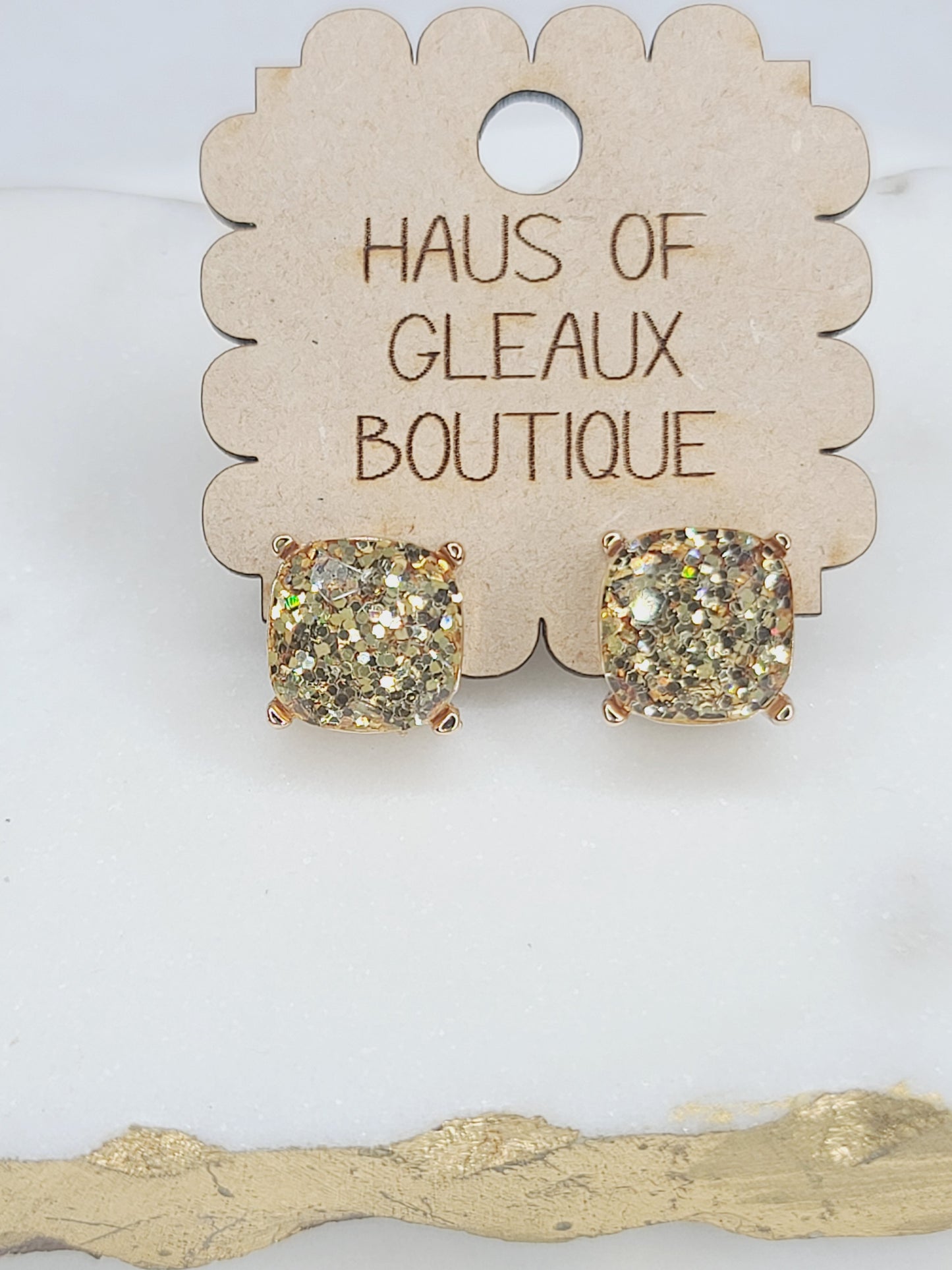 Gleaux Stud Earrings