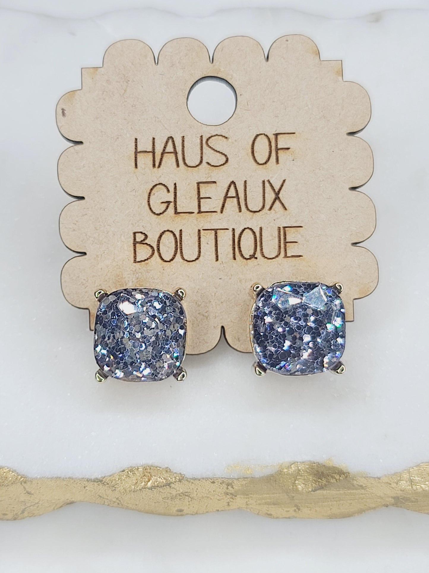 Gleaux Stud Earrings