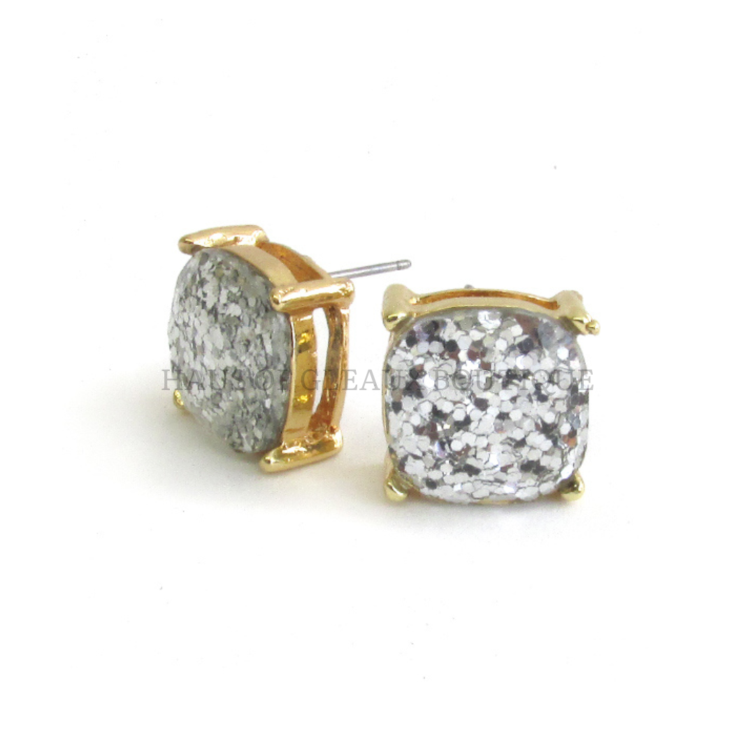 Gleaux Stud Earrings