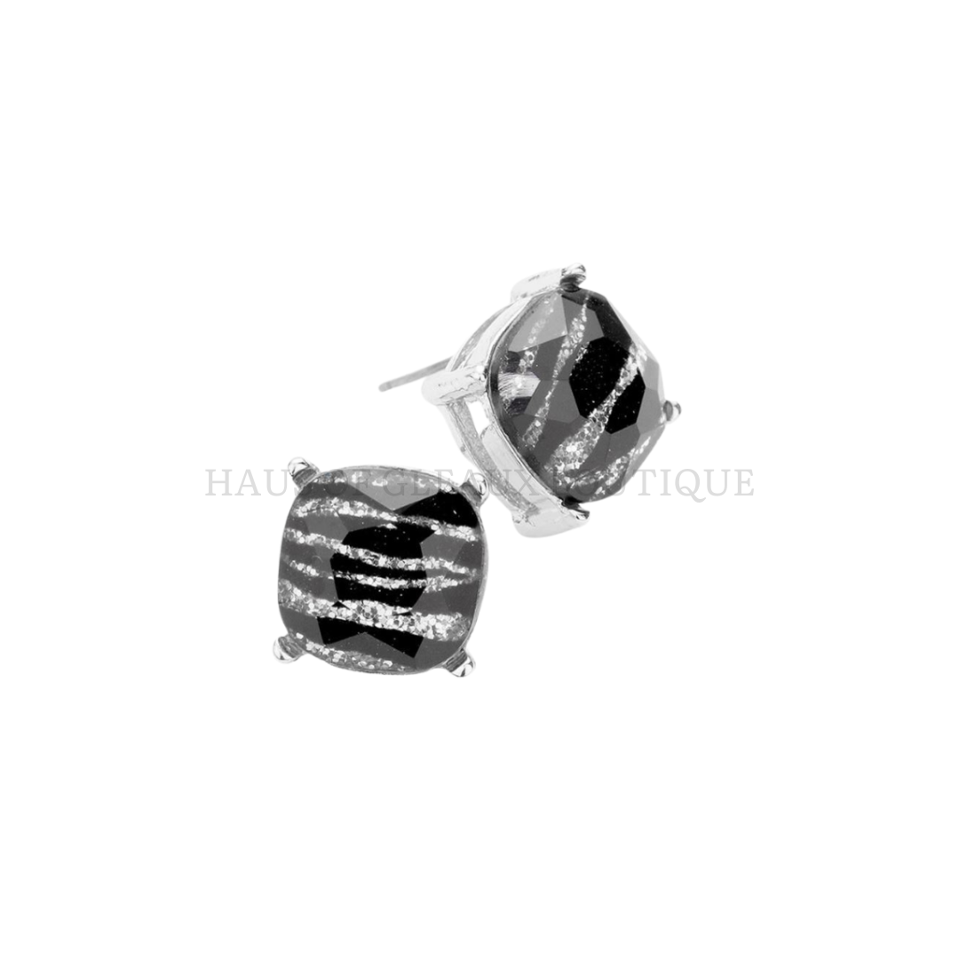 Gleaux Stud Earrings
