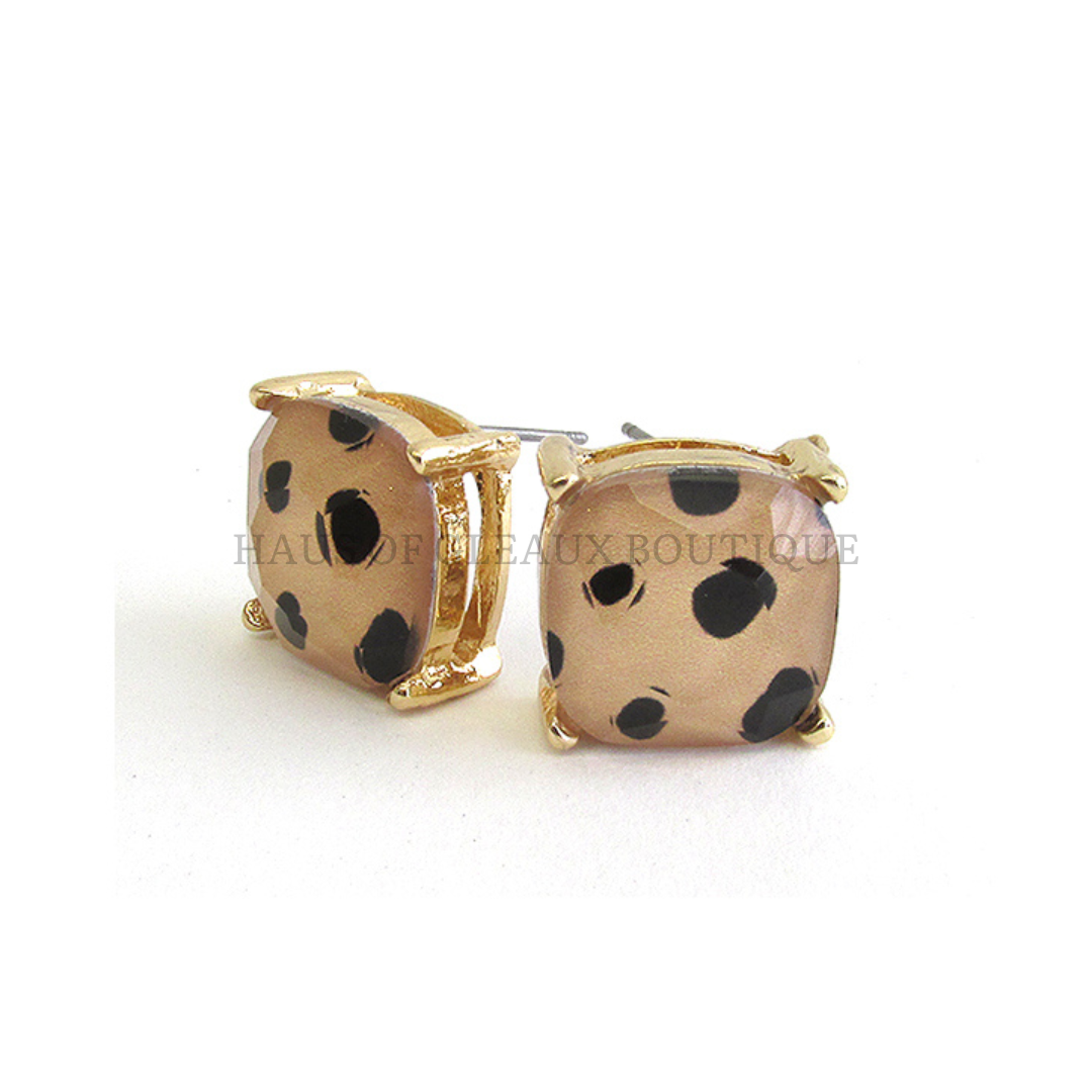 Gleaux Stud Earrings